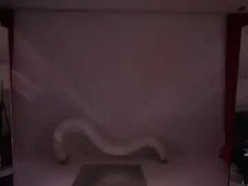 Chaturbate Live Sex Cam of _meganmeow_