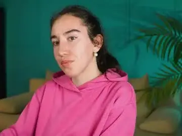 Chaturbate Sex Cam of belle_via
