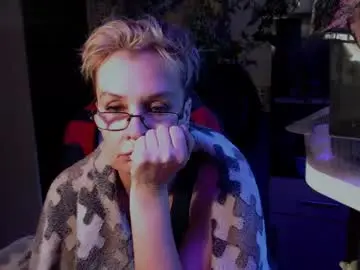 Chaturbate Free Porn Cam of helgahimmele