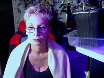 Chaturbate Free Porn Cam of helgahimmele