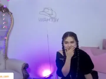 Chaturbate Live Sex Cam of isabela_tay