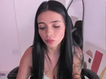 Chaturbate Nude Webcam of katia_sex25
