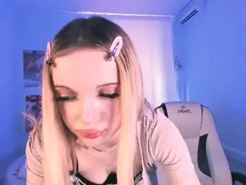 Chaturbate Live Sex Cam of michele_bright