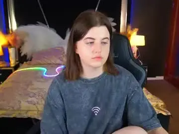 kristifoxy from chaturbate