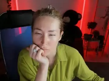 astramonroe from chaturbate