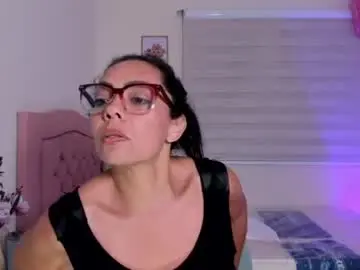 Chaturbate Adult Video Chat of miapins