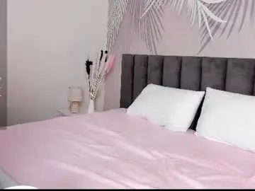 blondesambuca from chaturbate
