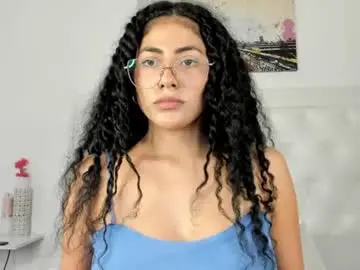 Chaturbate Adult Webcams of rouse_sexy_hotxx77