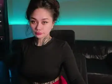 Chaturbate Free Porn Cam of karenhotflirt