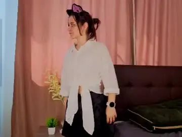 noirastrya from chaturbate