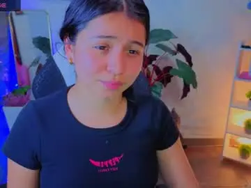 sophyadams_ from chaturbate