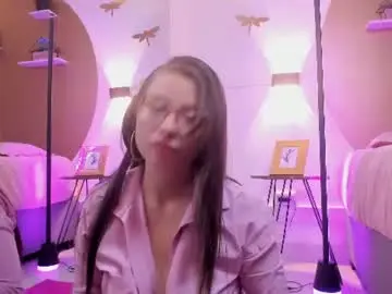 Chaturbate Free Porn Cam of lenna_phillips