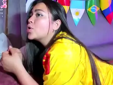 kimdevinne from chaturbate