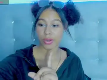 Chaturbate Adult Video Chat of tatianasquirthot