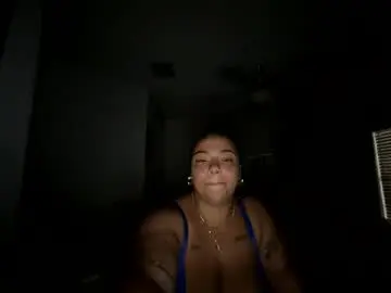 desiresxmoe from chaturbate
