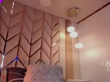 Chaturbate Free Porn Cam of raven_luxx