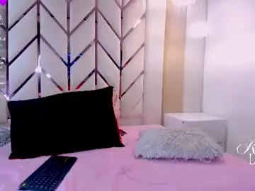 Chaturbate Free Live Porn of raven_luxx