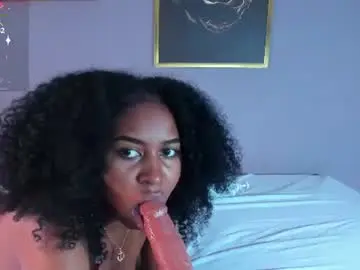 Chaturbate Adult Video Chat of tayra_castle