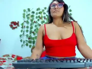 Chaturbate Live Sex Cam of danisecret1