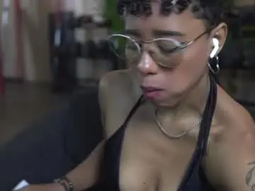 Chaturbate Adult Webcams of kelly__thomson