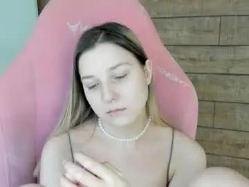 Chaturbate Live Sex Cam of tinaburton