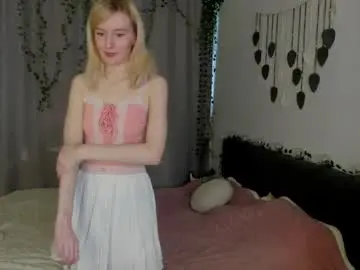 Chaturbate Live Sex Cam of gin_yoon
