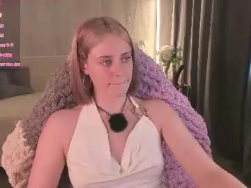 Chaturbate Live Sex Cam of kek_____