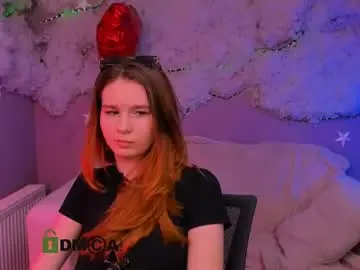 Chaturbate Live Sex Cam of alessiaarouge