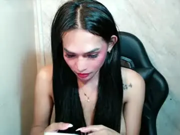 Chaturbate Best live sex cam show of justhewayouare21