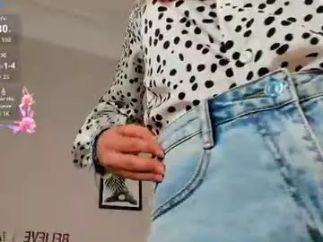 andrea_svel from chaturbate