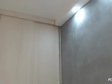Chaturbate Live Sex Cam of srta_jenn_croft