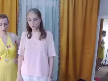 Chaturbate Live Sex Cam of evelynreagan
