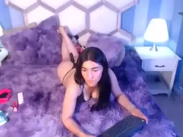 Chaturbate Adult Video Chat of yvi_taylor