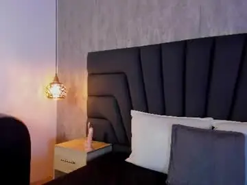 diana_rossi from chaturbate