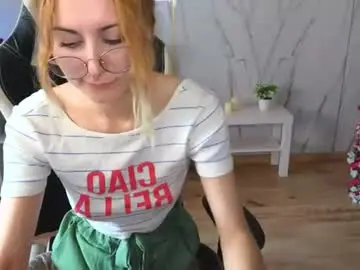 Chaturbate Adult Webcam of hollyy_pollyyyy