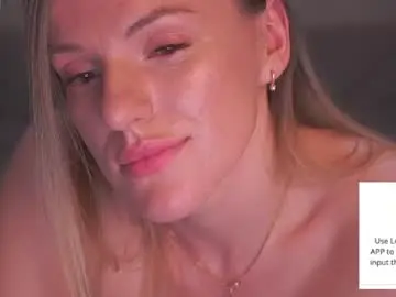 Chaturbate Free Porn Cam of vanille_mystery
