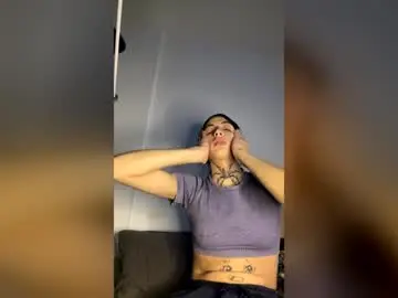 _catalina_linda_ok from chaturbate