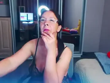 Chaturbate Free Porn Cam of celine_faer1
