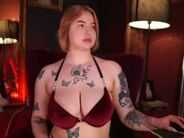 Chaturbate Nude Webcam of naomi_hotterr