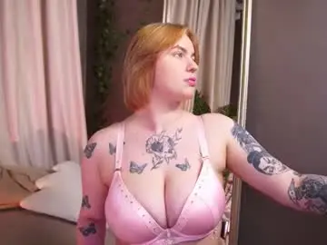 Chaturbate Free Porn Cam of naomi_hotterr