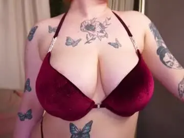Chaturbate Live Sex Cam of naomi_hotterr
