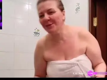 Chaturbate Best live sex cam show of leona_tracie