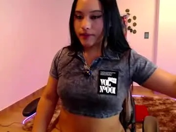 Chaturbate Live Sex of bella_warzon