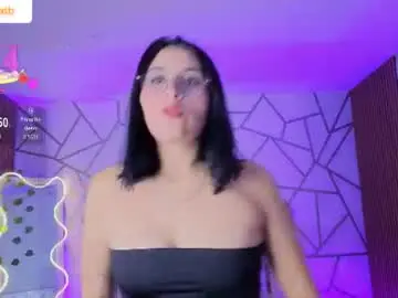 Chaturbate Watch Live Sex Cams of casse_tay