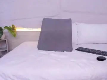 Chaturbate Nude Webcam of sussy1x_