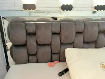 Chaturbate Live Sex Cam of alicce_monrroy