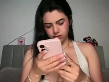 Chaturbate Live Porn of ella_aq
