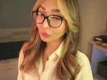 Chaturbate Nude Webcam of kira_404