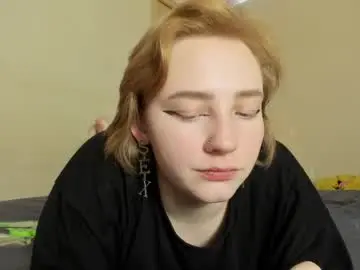 Chaturbate Adult Video Chat of lexy_l0vy