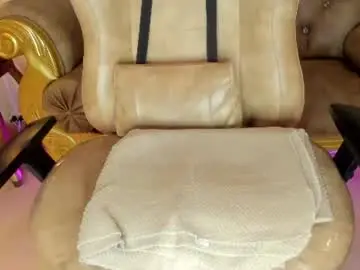 Chaturbate Nude Webcam of madisonngracee